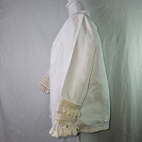 Chicos Cream Button-Up Jacket with Fringe Sz 2 Boho Hippie Utility Spring - Picture 4 of 13